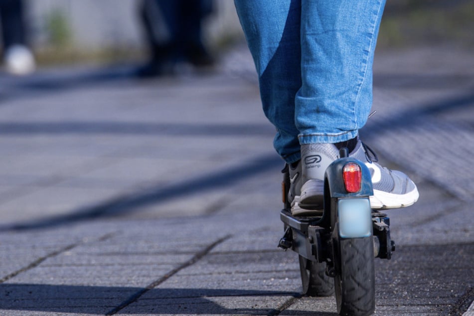 Rentner stirbt nach E-Roller-Unfall: Fahrer endlich ermittelt