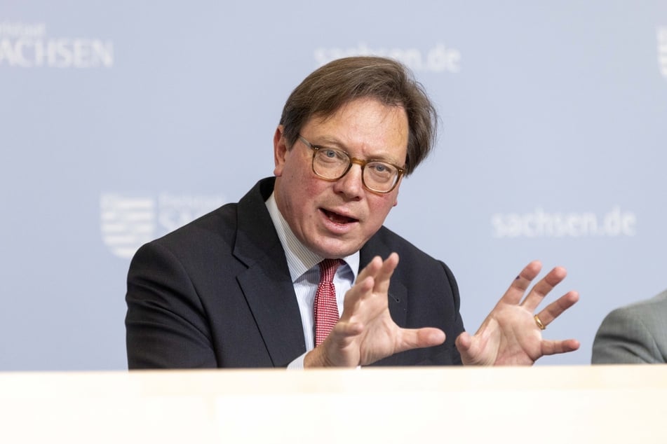 Sachsens Umweltminister Georg-Ludwig von Breitenbuch (54, CDU) unterstützt die gemeinsame Länderinitiative. (Archivfoto)