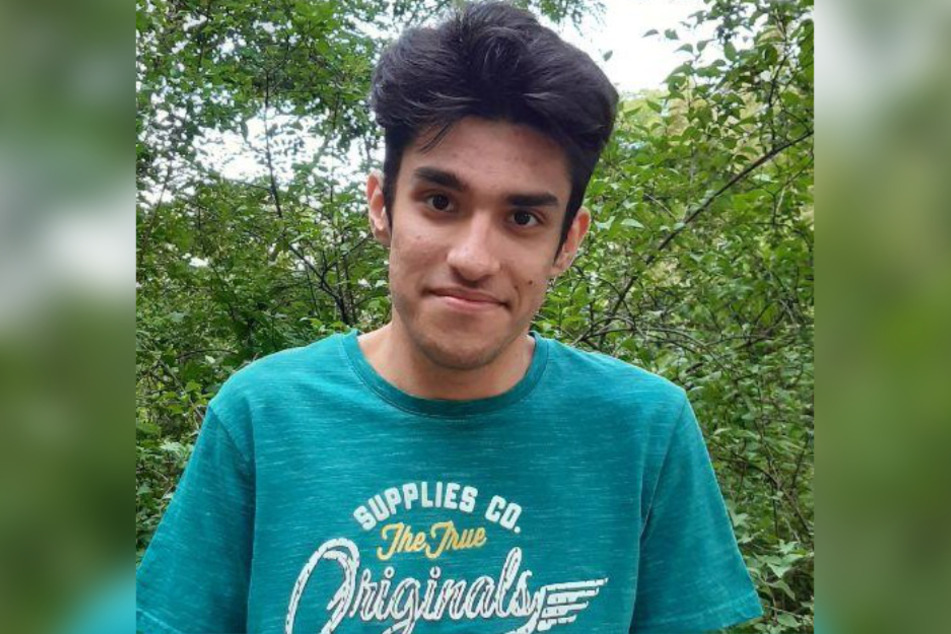 Hossein Gholizadeh (19) ist einer von sechs Schülern, die für Deutschland an der Internationalen Mathematik-Olympiade 2020 teilnehmen.