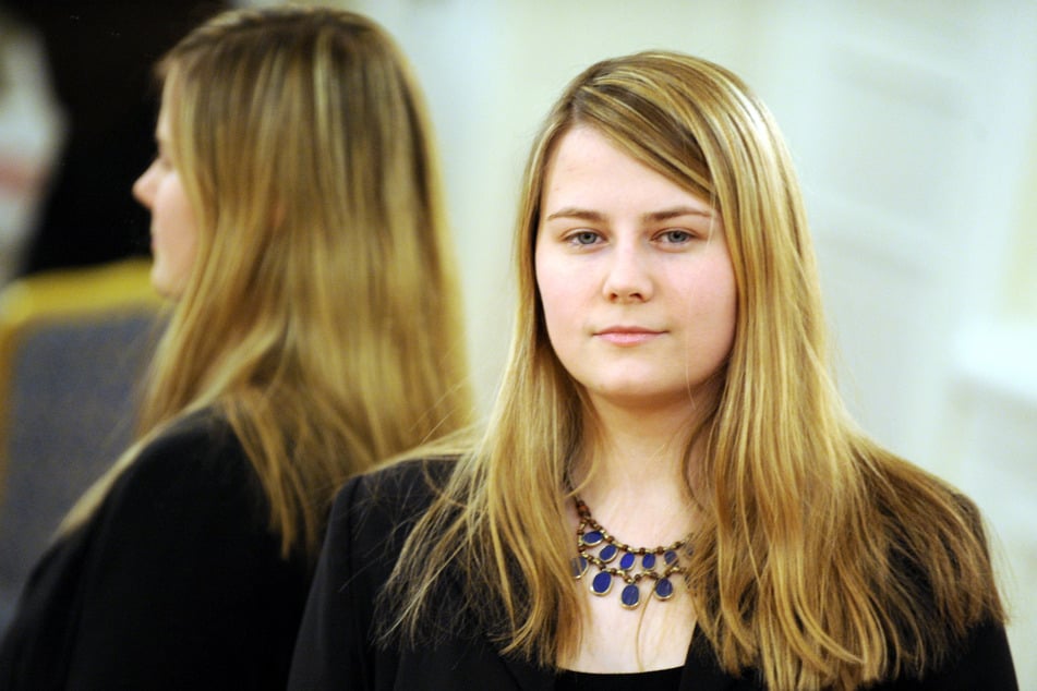 2 marca 1998 roku Natasza Kampusch została porwana w drodze do szkoły i przez osiem lat przetrzymywana w podziemnym więzieniu pod Wiedniem.