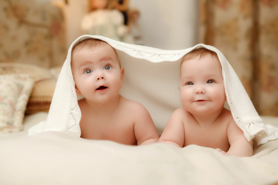 Because confusing the twins could have serious consequences, the mother had to make a difficult decision (stock image).