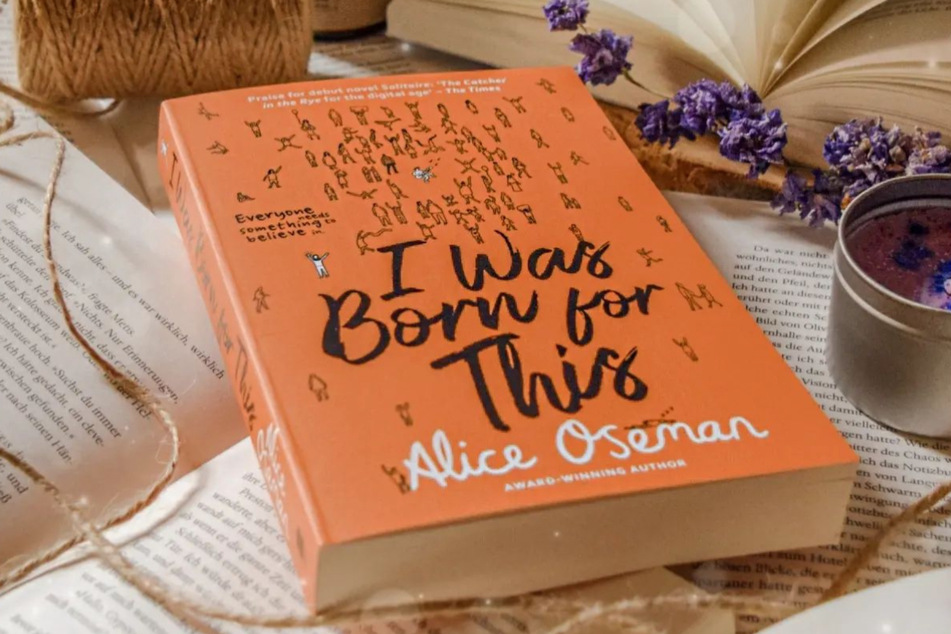 I Was Born for This is the third YA novel from Alice Oseman.