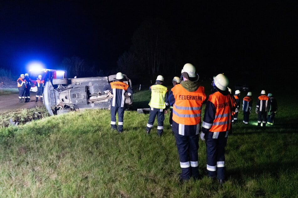 Die Feuerwehr sicherte die Unfallstelle.