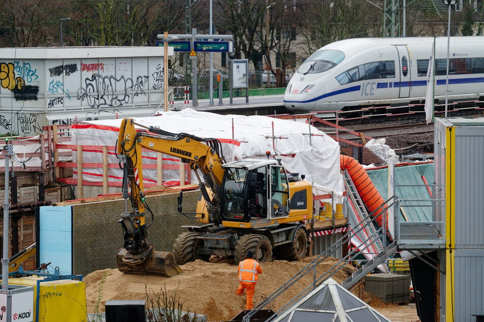Stresstest für Reisende ab Freitag: Bahn erneuert Gleise zwischen Köln und Düsseldorf