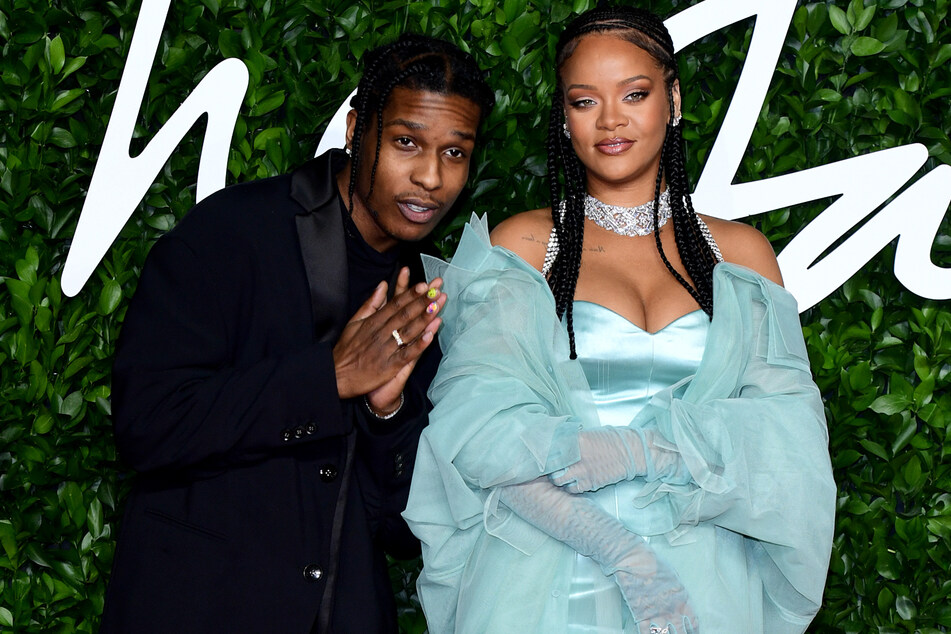 Rihanna und und ASAP Rocky traten bei den British Fashion Awards 2019 gemeinsam auf.