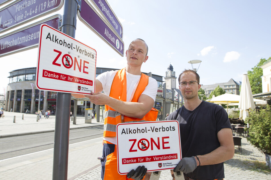 Im Jahr 2018 war Plauen stolz auf seine Alkoholverbotszone. Jetzt hat die Landesdirektion das Verbot gekippt.