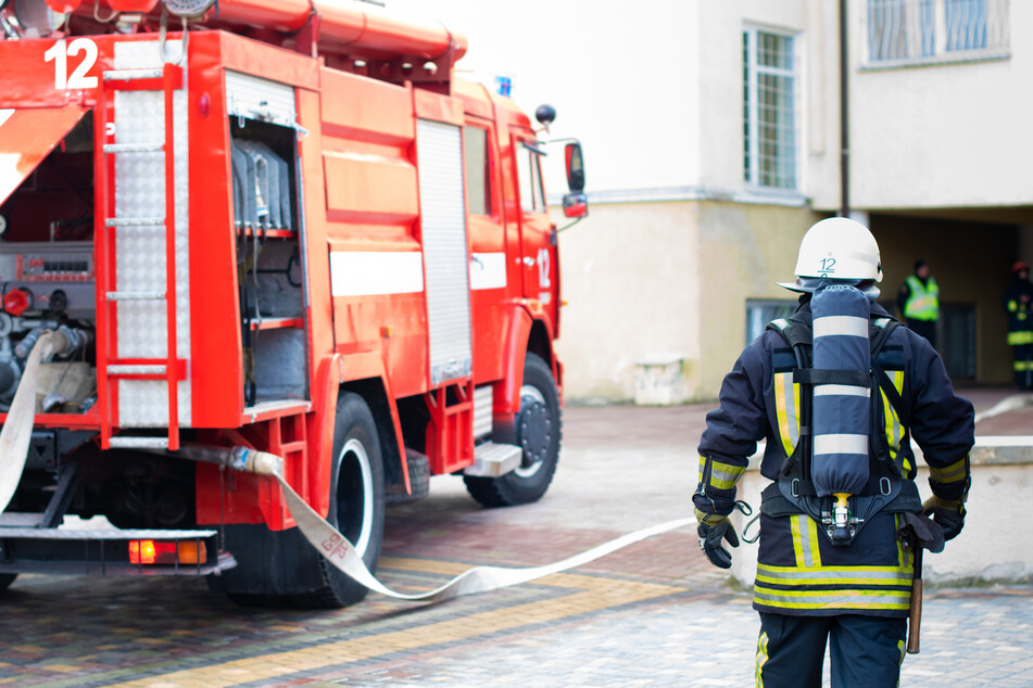 Ungewöhnliche Aufgabe: Feuerwehr Pforzheim rückt zum Gießen aus