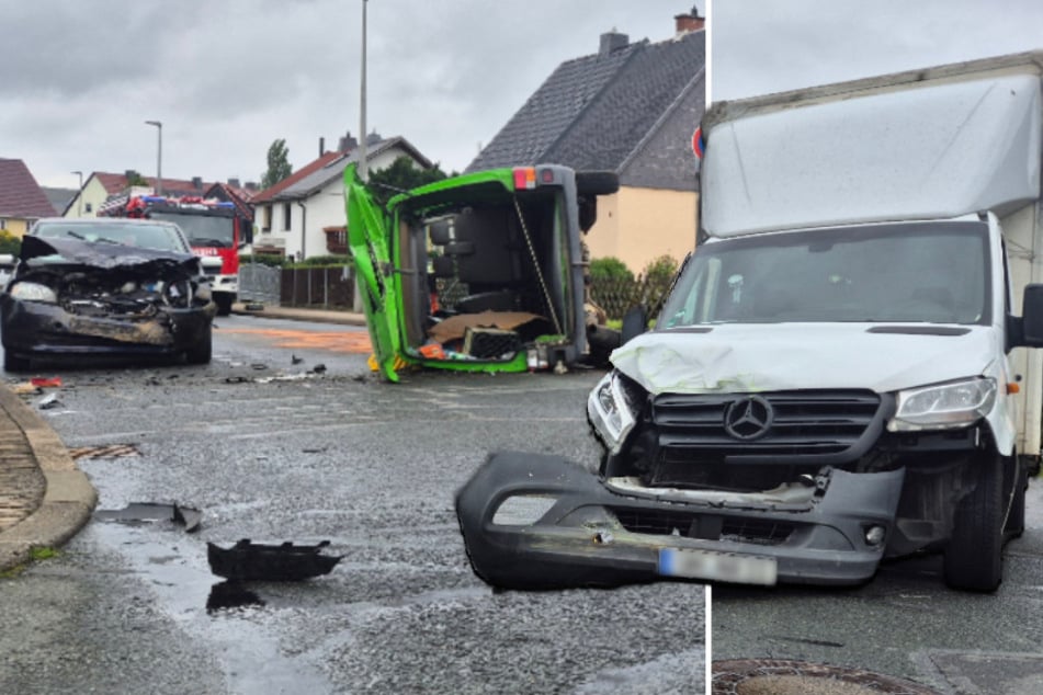 Vorfahrt missachtet? Mercedes kracht in Transporter, VW kippt auf Škoda