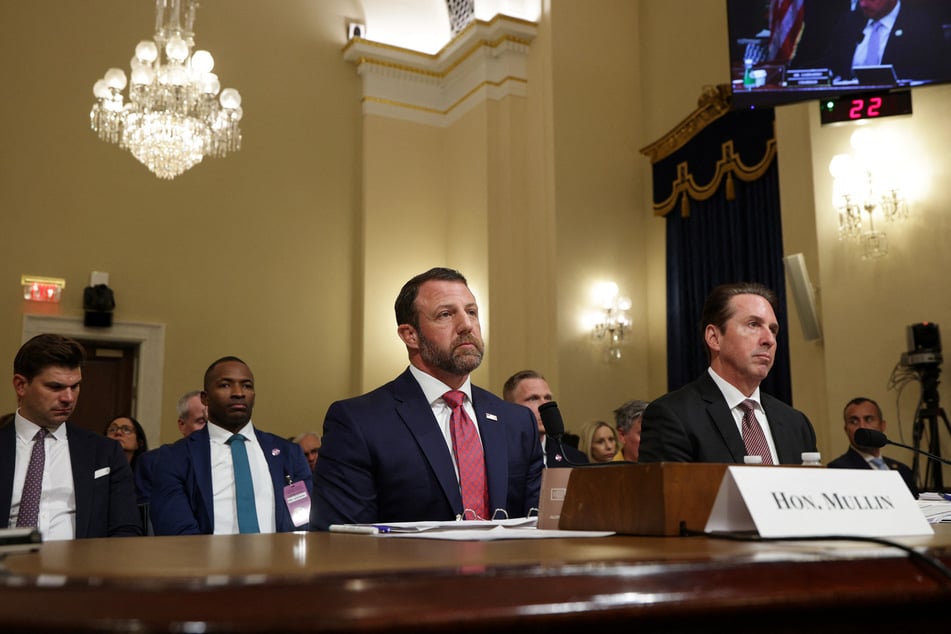 Immigration and Customs Enforcement has moved to change how migrant deaths in custody are reported.