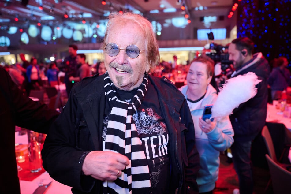 Frank Zander (83) setzt sich seit mehr als 30 Jahren für Bedürftige in Berlin ein. (Archivbild)