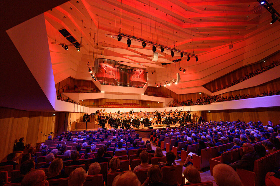 Unter anderem im Dresdner Kulturpalast wird es bei den Musikfestspielen 2023 wieder einiges zu hören geben.