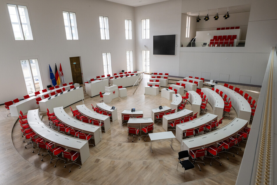 Nach der Sommerpause zieht das frisch gewählte Personal in den Brandenburger Landtag ein.