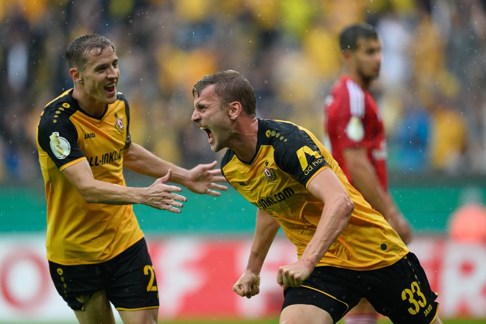 Christoph Daferner (r.) hat das 1:0 erzielt. Niklas Hauptmann lieferte die Vorlage.