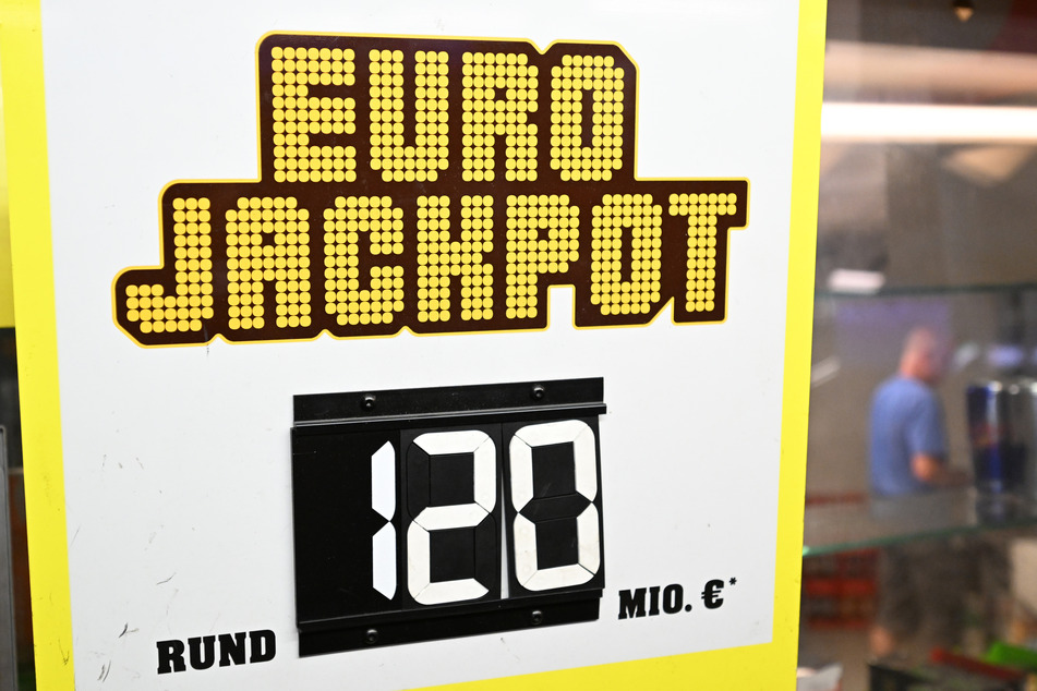 Der mit 120 Million Euro gefüllte Eurojackpot wurde geknackt. Dieser neue Lottomillionär kommt aus Berlin.