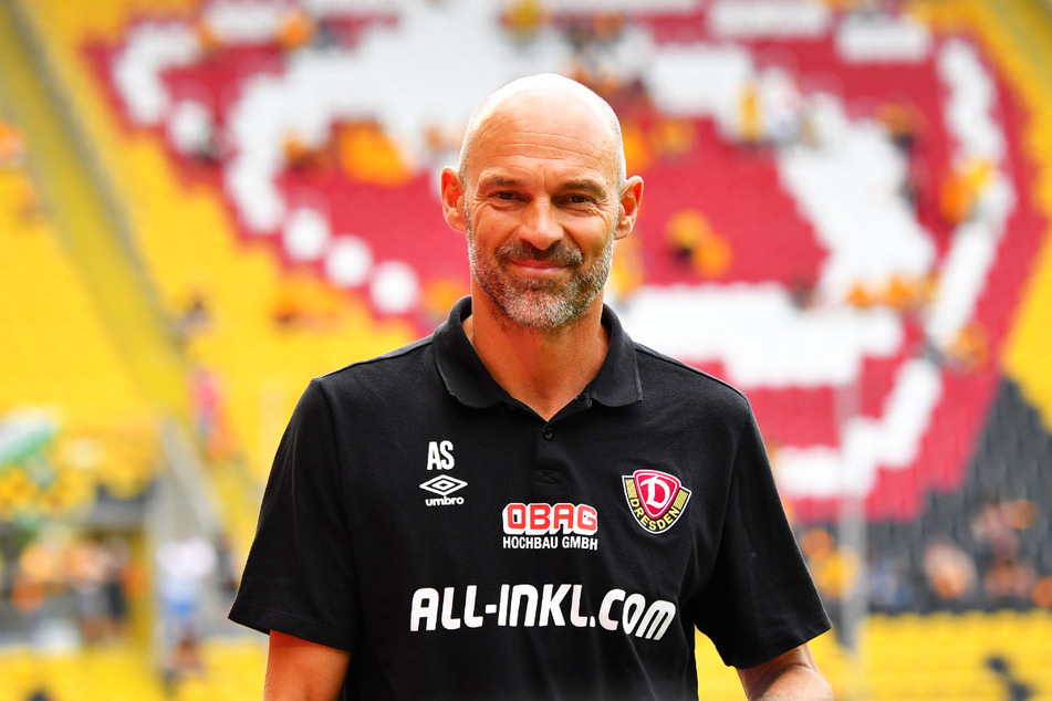 Dynamo-Coach Alexander Schmidt (52) wird sich vermutlich zwischen zwei Spielern entscheiden müssen.