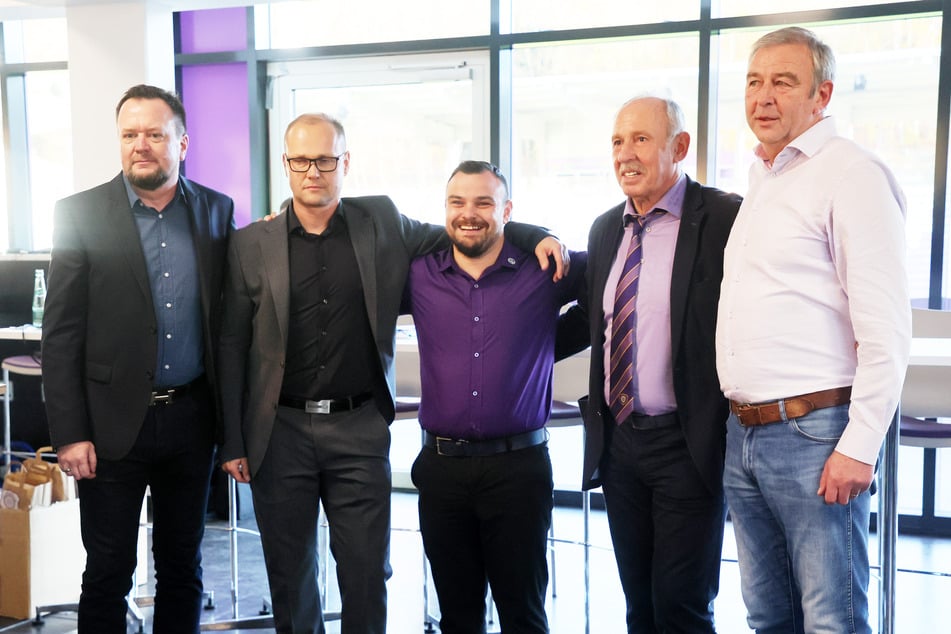 Kommunikationsvorstand Robert Scholz, Thomas Schlesinger (wird, wie TAG24 berichtete, als neuer Präsident gehandelt), Jörg Püschmann, Roland Frötschner und Volker Schmidt (v.l.n.r).