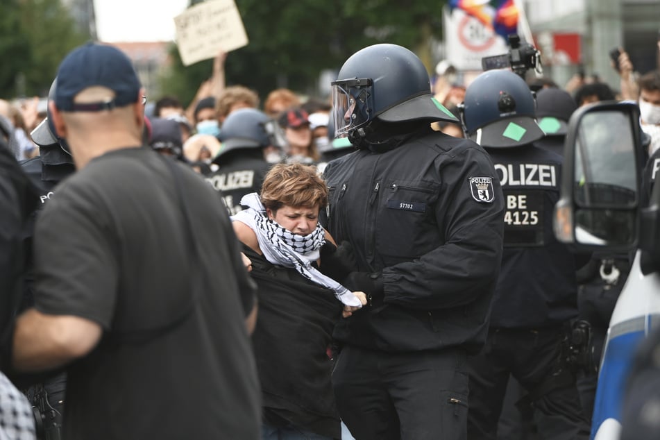 Bei den propalästinensischen kommt es immer wieder zu Zwischenfällen. (Archivbild)