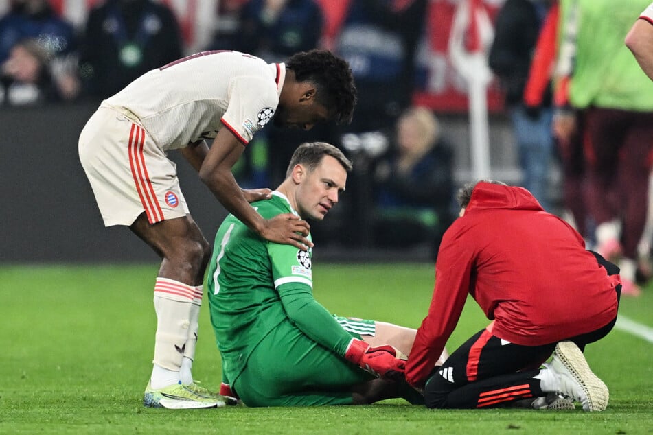 Manuel Neuer (38, M.) hat sich erneut verletzt.