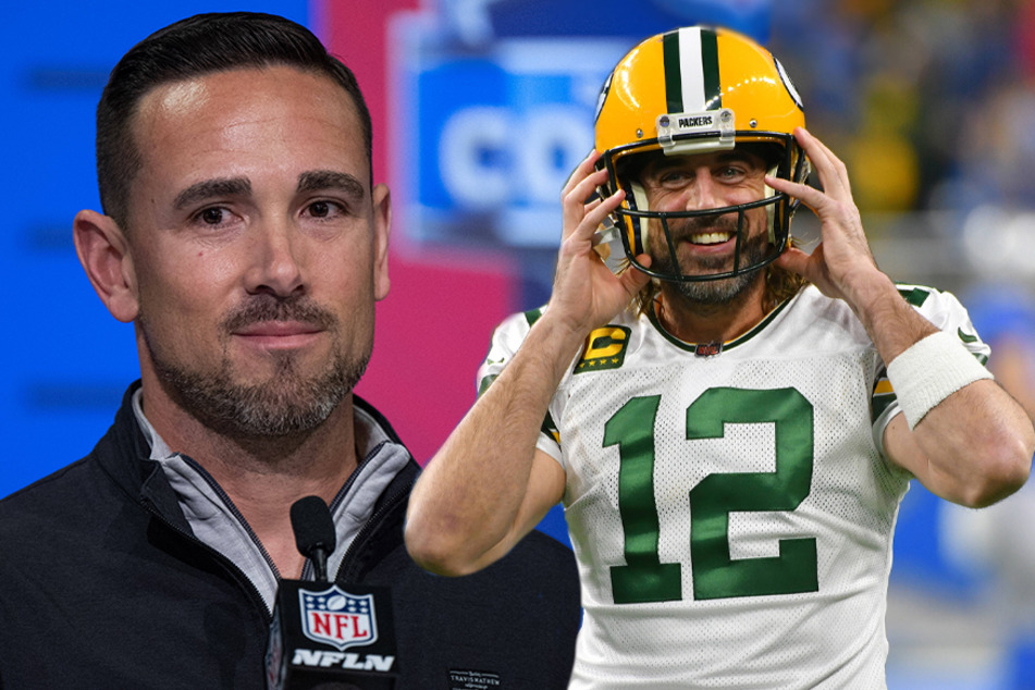 The Green Bay Packers and Aaron Rodgers (r.) have reportedly come to an agreement that will keep the quarterback in Green Bay.