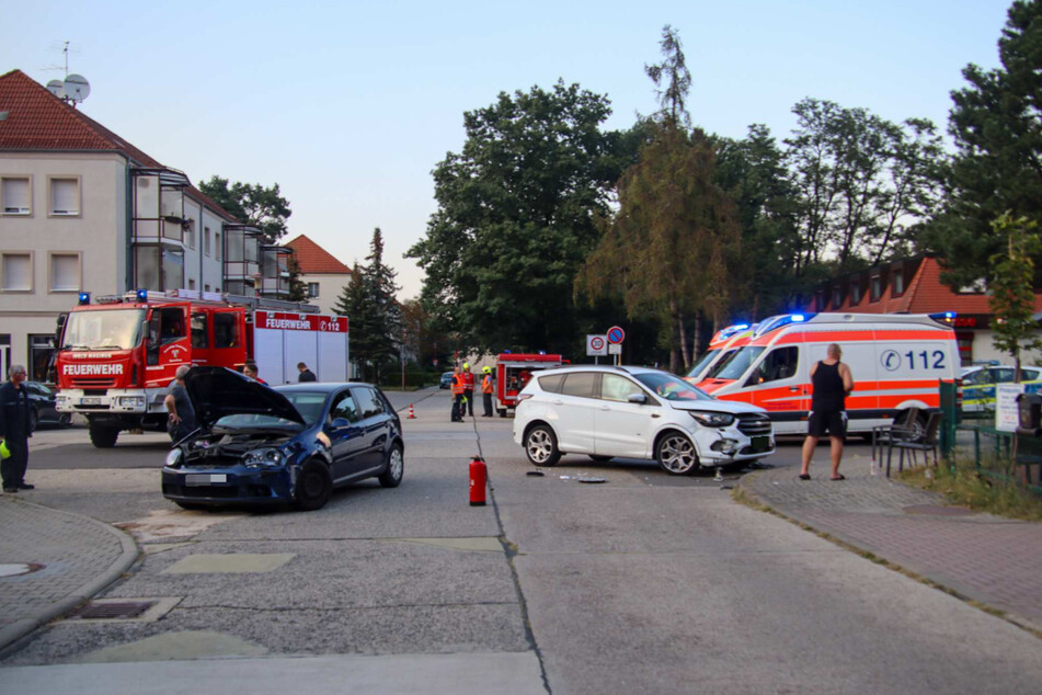 Polizei, Feuerwehr und Rettungsdienst waren vor Ort im Einsatz.