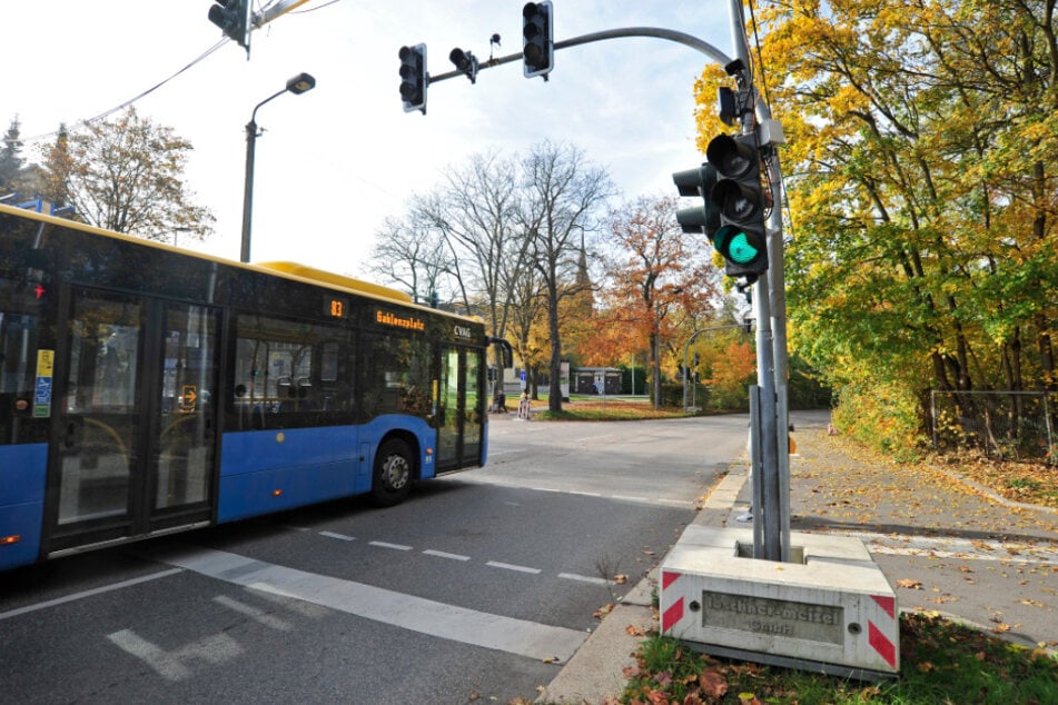 Die Behelfsampelanlage an der Kreuzung Yorck-/Geibelstraße in der Nähe des Gablenzplatzes.