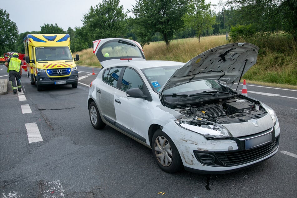 Der Renault konnte nicht mehr ausweichen.