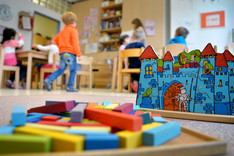 In Sachen frühkindlicher Erziehung weist Sachsen aktuell den bundesweit zweitschlechtesten Betreuungsschlüssel auf. Der Sächsische Erzieherverband fordert Besserung. (Symbolbild)
