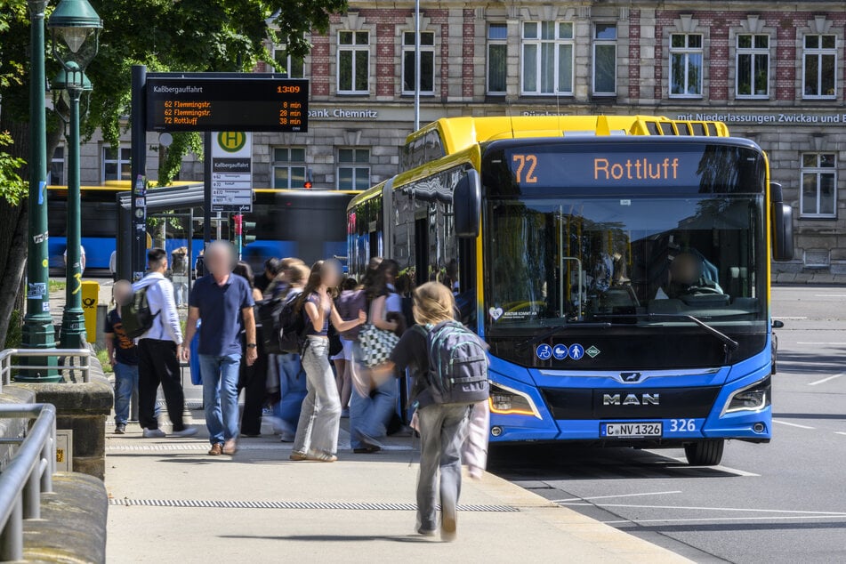 Immer mehr Fahrgäste nutzen die Busse und Bahnen der CVAG.