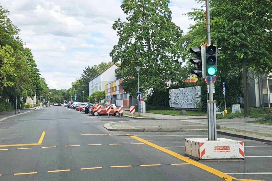 Dresden: Bei Grün wird's brenzlig: Diese Ampel ist nicht zu Ende gedacht