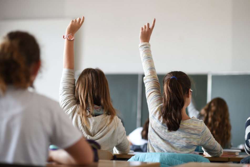 Müssen Kinder in der Schule ausschließlich Deutsch sprechen? Darüber gibt es Streit. (Symbolbild)