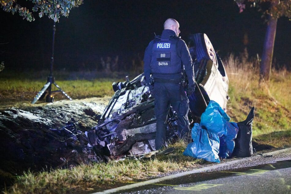 Der Autofahrer (61) hat sich noch nicht zum Unfall geäußert.