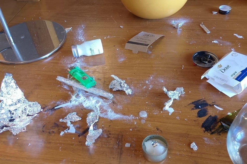 Im Hotelzimmer sollen Alufolienstücke mit mutmaßlichen Drogenresten herumgelegen haben. (Archivfoto)