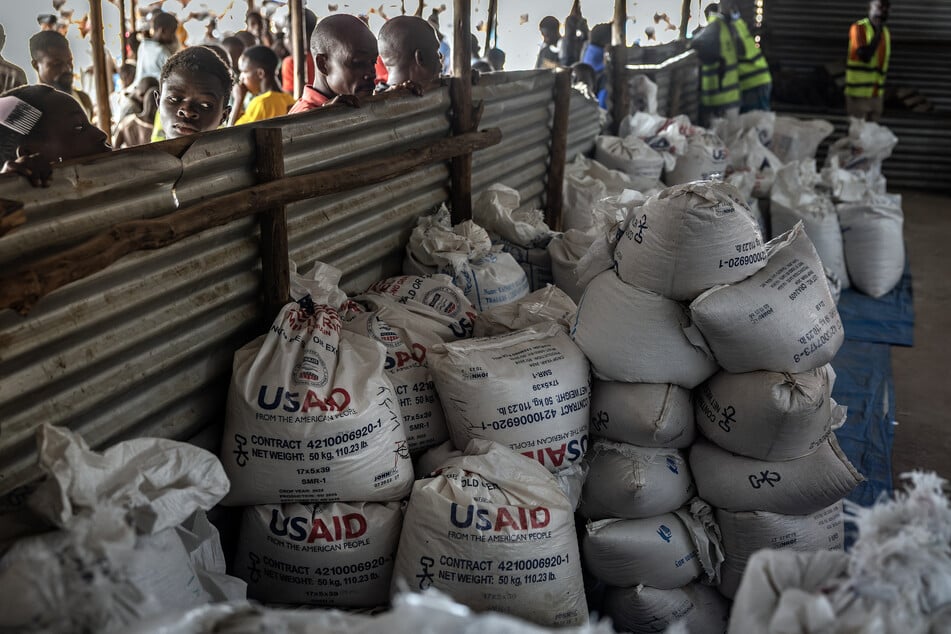 Millionen von Menschen sind auf die Unterstützung von Einrichtungen wie USAID angewiesen.