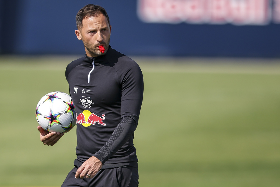 In Leipzig war Domenico Tedesco (37) nur ein Dreivierteljahr Trainer. Zieht es ihn nun wieder ins Ausland?