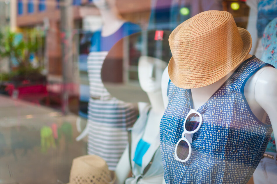 Endlich wieder shoppen, aber: Kann das Coronavirus auf Klamotten überleben?