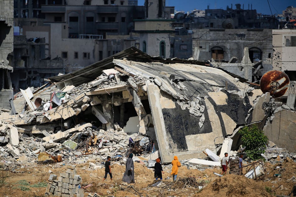 Israel issues new Gaza evacuation order as UN warns "no place is safe"