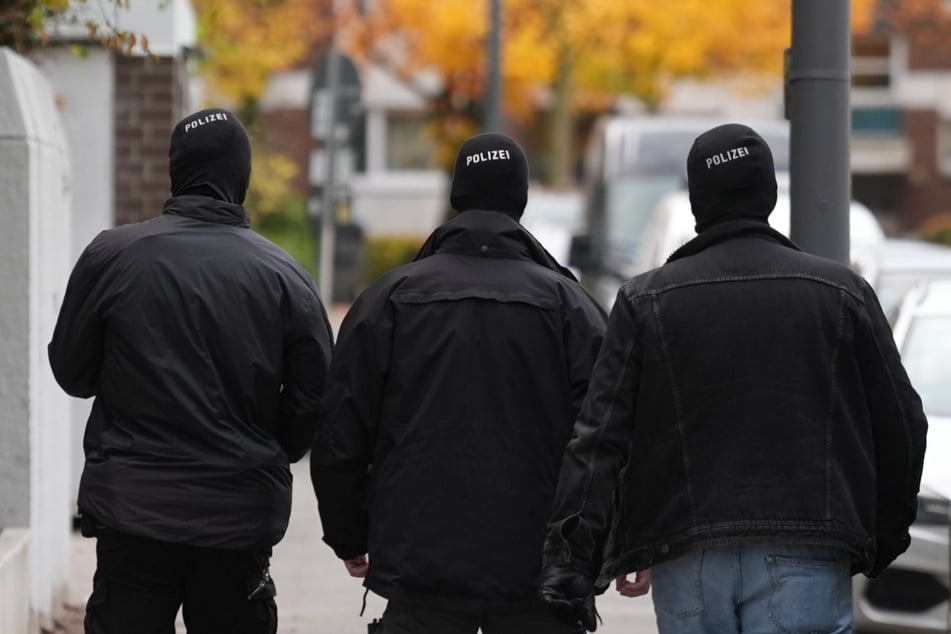 In Hamburg wurden im Rahmen einer bundesweiten Razzia gegen die Verbreitung islamistischer Propaganda im Internet mehrere Wohnungen durchsucht. (Symbolfoto)