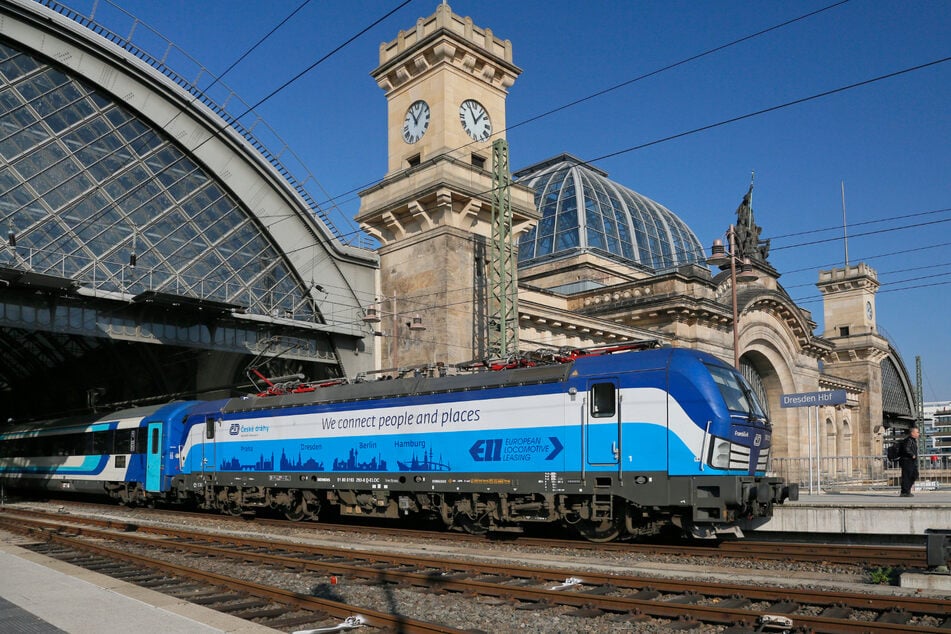 In den tschechischen Zügen von Dresden nach Prag randalieren immer wieder junge Männer.