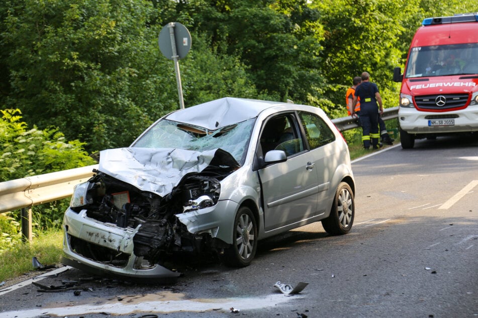 Der Ford-Fahrer erfasste das Motorrad frontal.