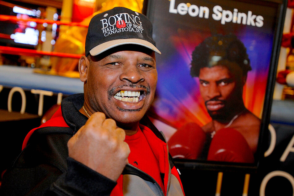 Leon Spinks (†67) rose to fame after an upset victory against Muhammad Ali in 1978.