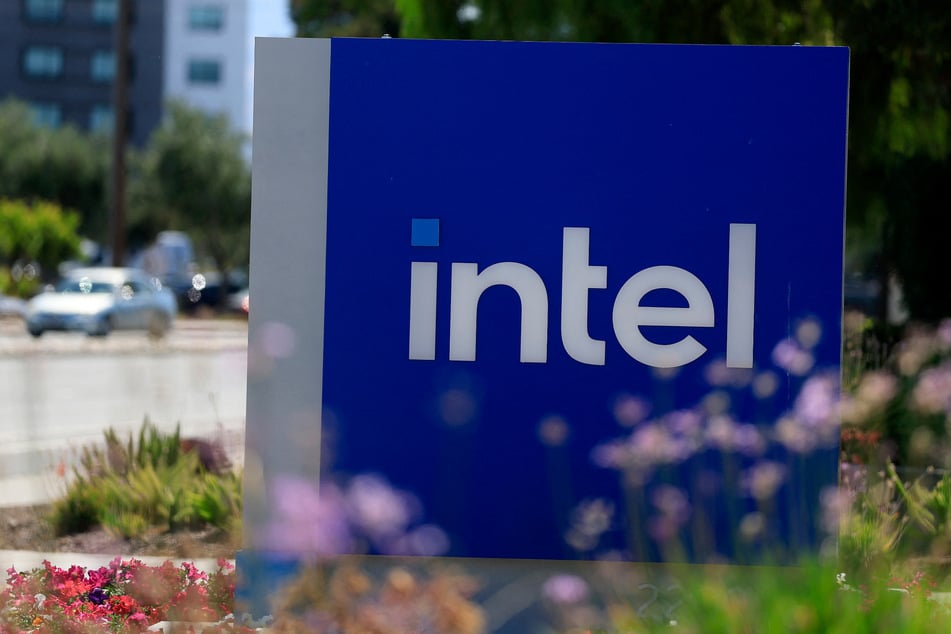 The United States will now have a 10% stake in Intel's business.