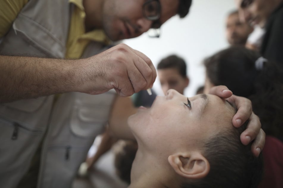 In zwei Wochen soll die zweite Dosis des Impfstoffes verabreicht werden. Zuvor sollen aber noch rund eine halbe Million Kinder ihre erste Polio-Impfung erhalten.