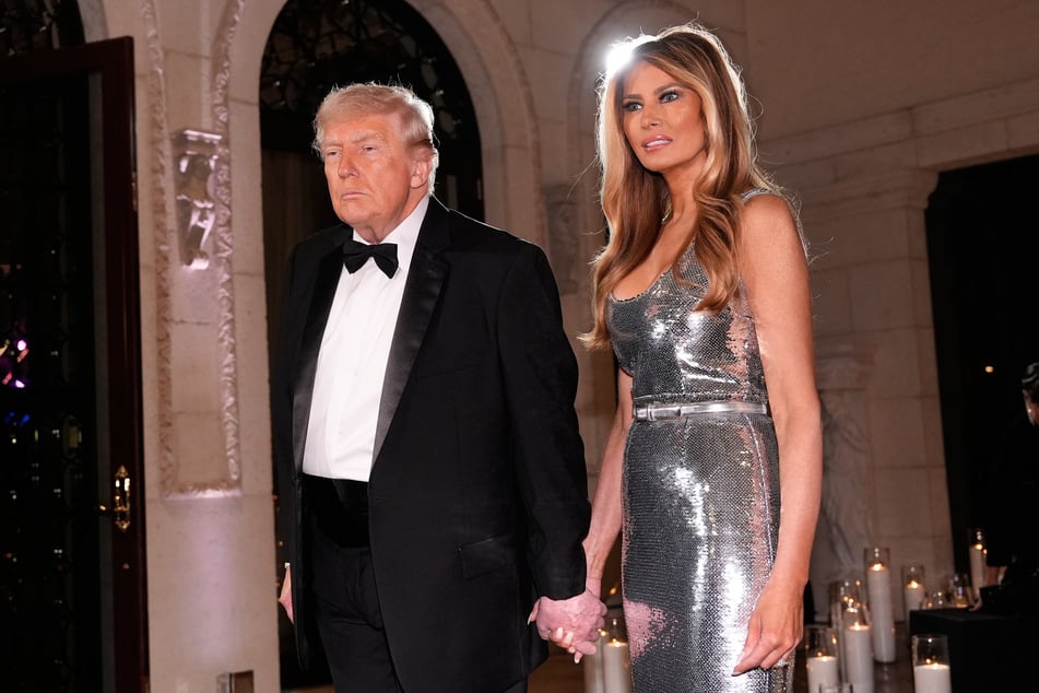 US-Präsident Donald Trump (79) und seine Frau Melania (55) mussten während des Auftritts von Jimmy Kimmel eine Menge Spott über sich ergehen lassen.