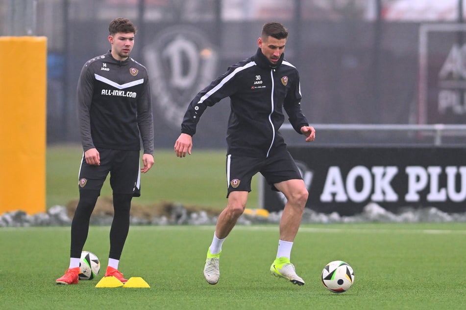 Stefan Kutschke (36, r.) sprach nach dem Training über seinen früheren Teamkollegen Phil Harres.