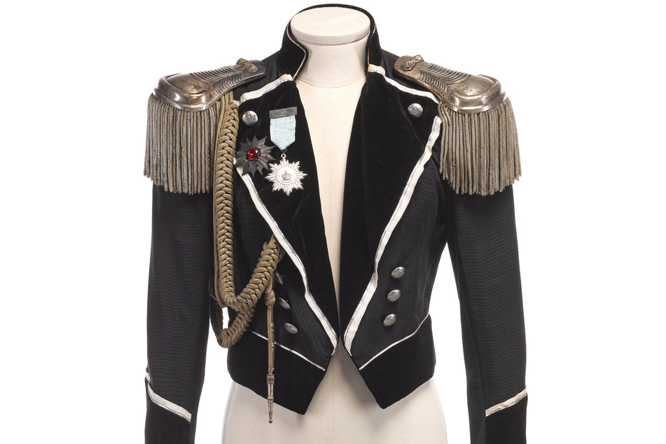 Diese Jacke trug Freddie Mercury anlässlich seines 39. Geburtstags bei einer Party in München.
