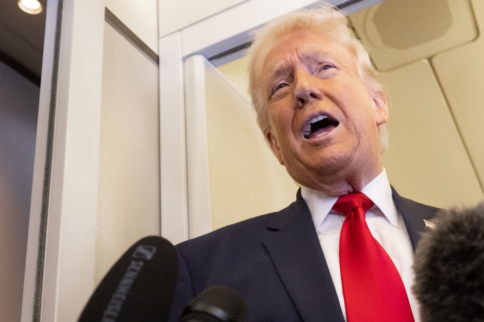 Trump threatens to block all legislation until Congress passes his restrictive voting bill