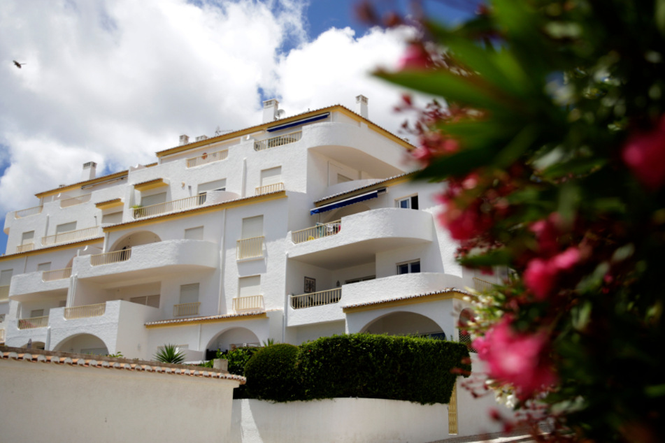Der Appartmentkomplex in Praia da Luz an der portugiesischen Algarveküste, aus dem Madeleine McCann am 03. Mai 2007 verschwand.