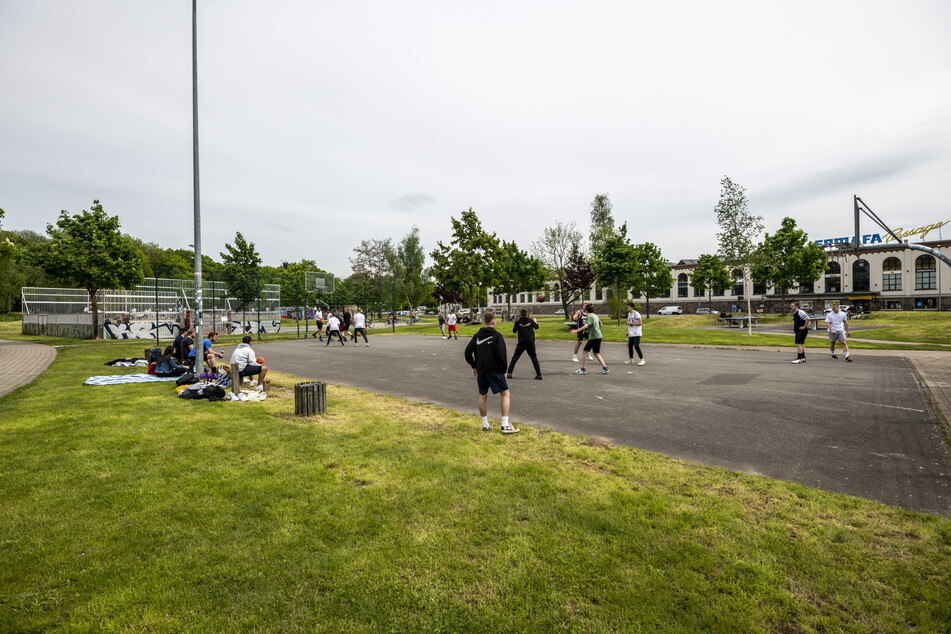 Der alte Basketballplatz im Konkordiapark soll im kommenden Jahr saniert werden. Zusätzlich ist ein weiteres, neues Spielfeld geplant.