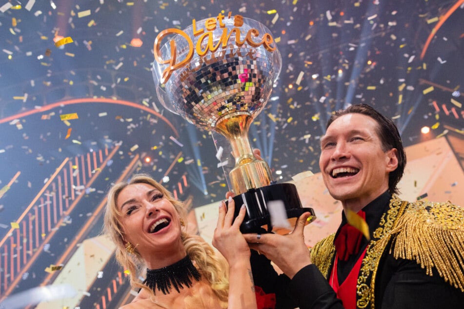 Evgeny Vinokurov könnte aktuell nicht glücklicher sein - sowohl vor als auch hinter der Kamera. Er ist der amtierende Champion bei "Let's Dance".