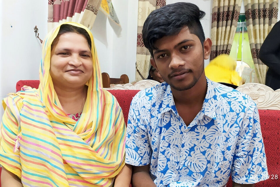 Abusaly Siddi Kamaliya und ihr angeblicher Sohn Akram Rizkhan.
